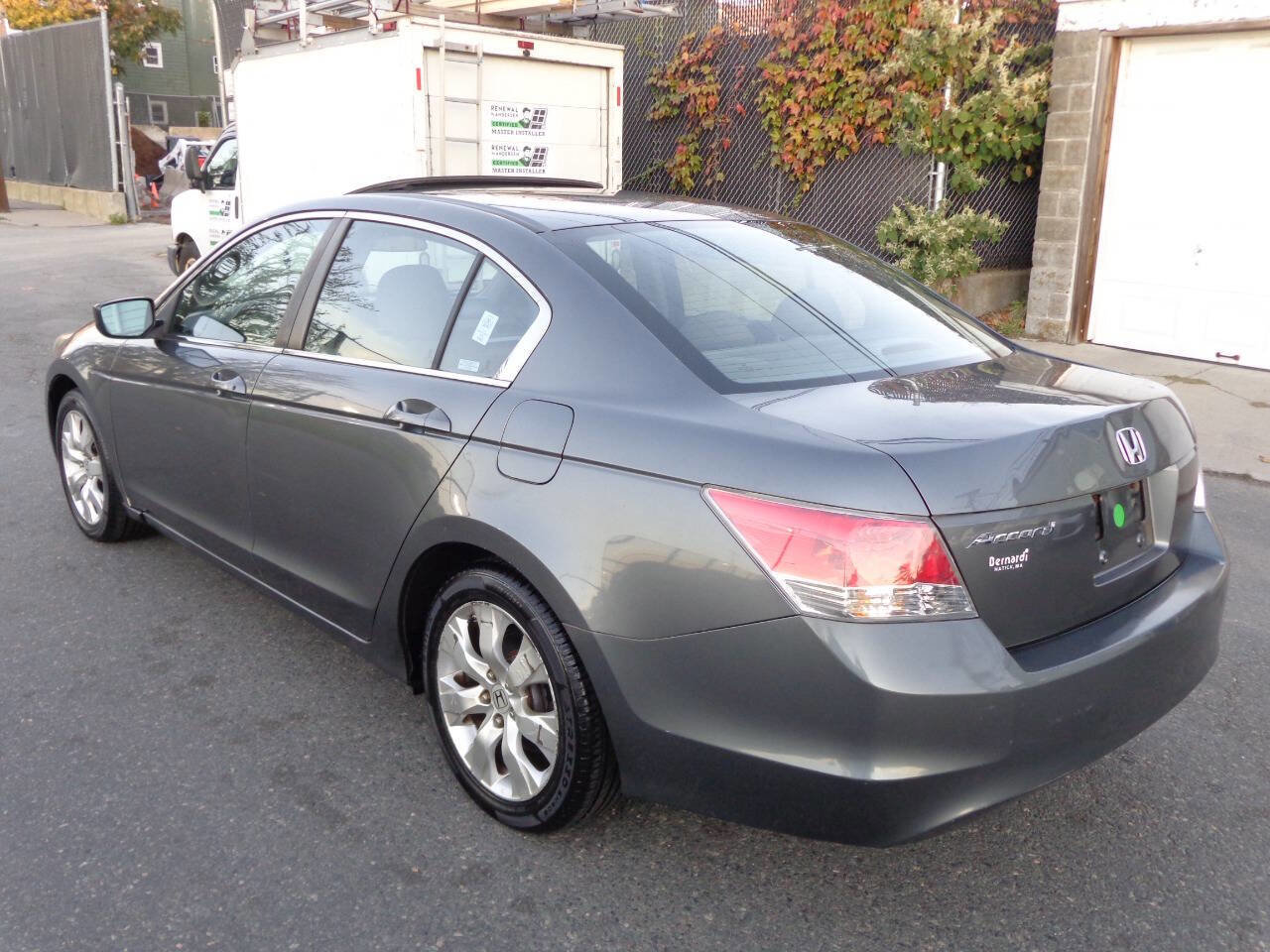 Used 2010 Honda Accord EX image 4