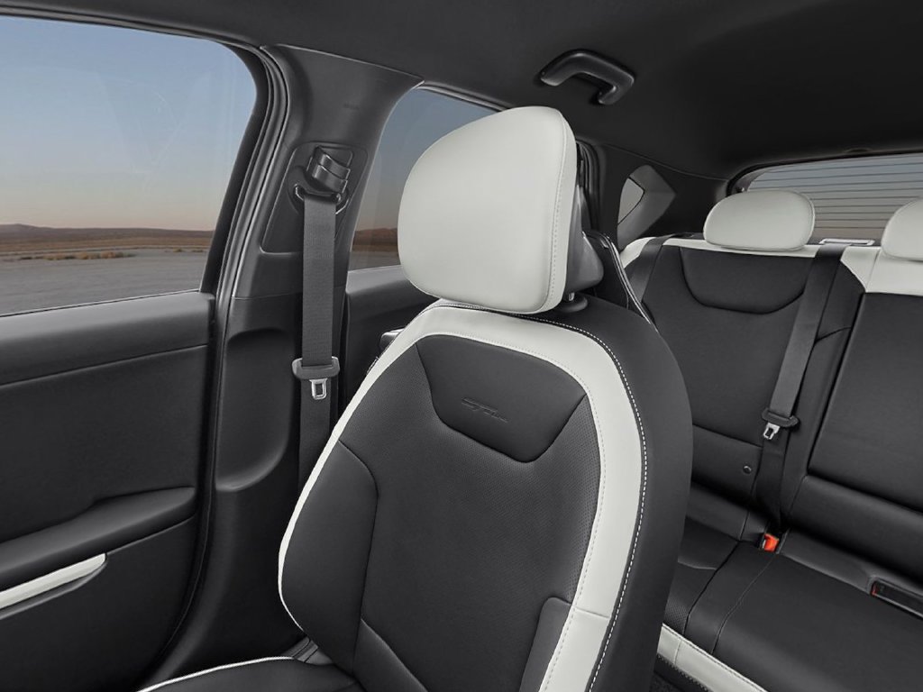 New 2026 Kia K4 GT-Line Turbo w/ GT-Line Premium Package FWD image 16