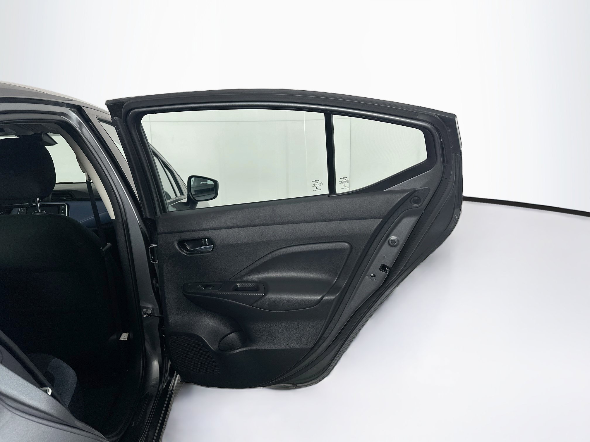 Used 2025 Nissan Versa SV FWD image 29