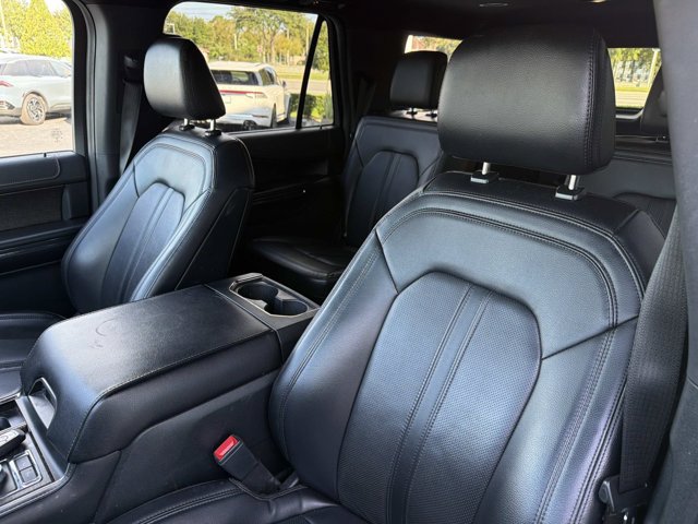 Used 2021 Ford Expedition Max Limited AWD/4WD image 13