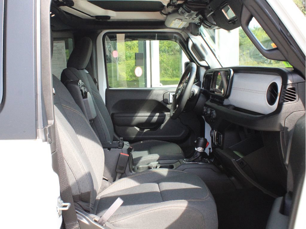 Certified 2024 Jeep Wrangler Sport AWD/4WD image 25