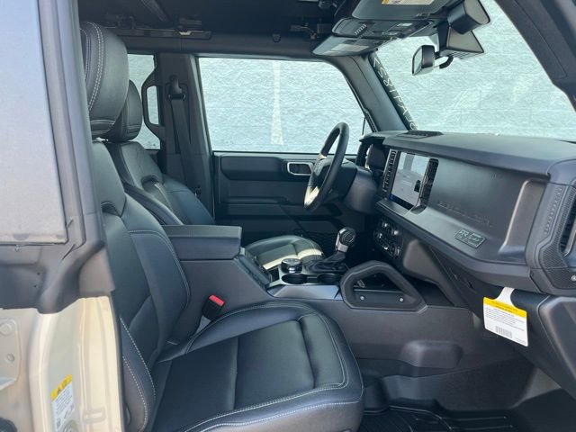 New 2025 Ford Bronco Badlands image 7