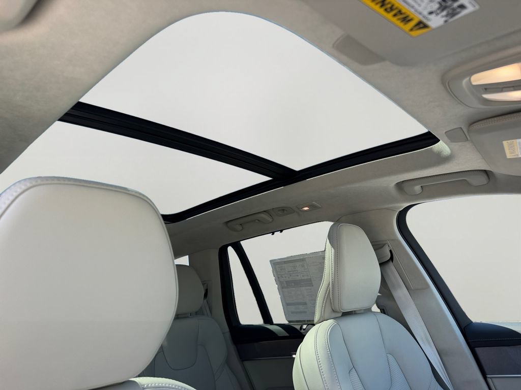 New 2026 Volvo XC90 T8 Ultra w/ Lounge Package AWD/4WD image 5
