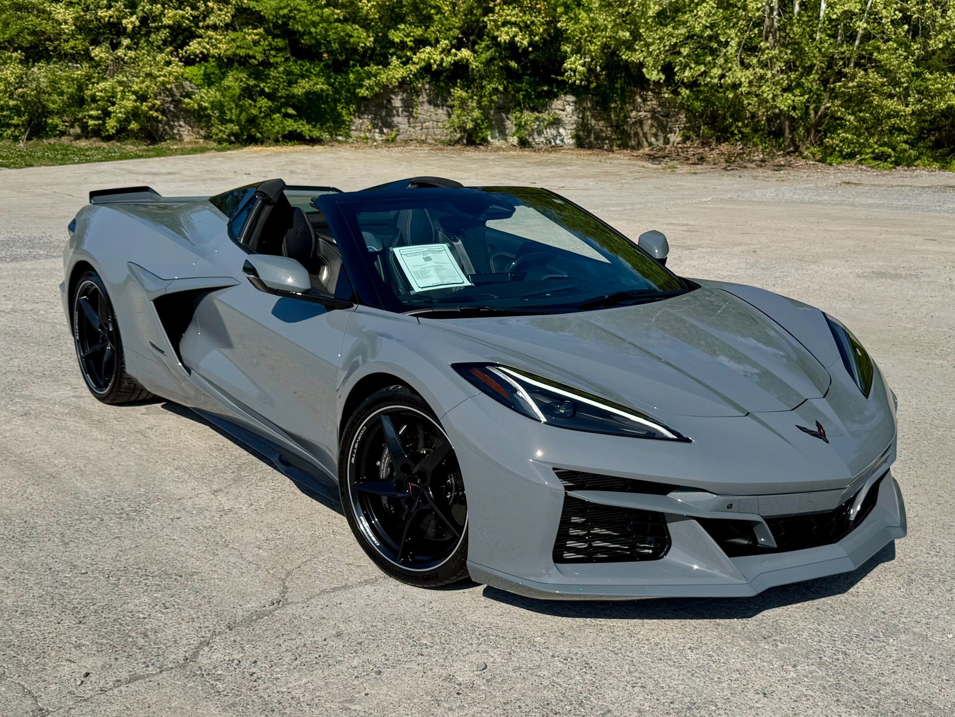 Used 2025 Chevrolet Corvette E-Ray w/ Battery Protection Package image 9