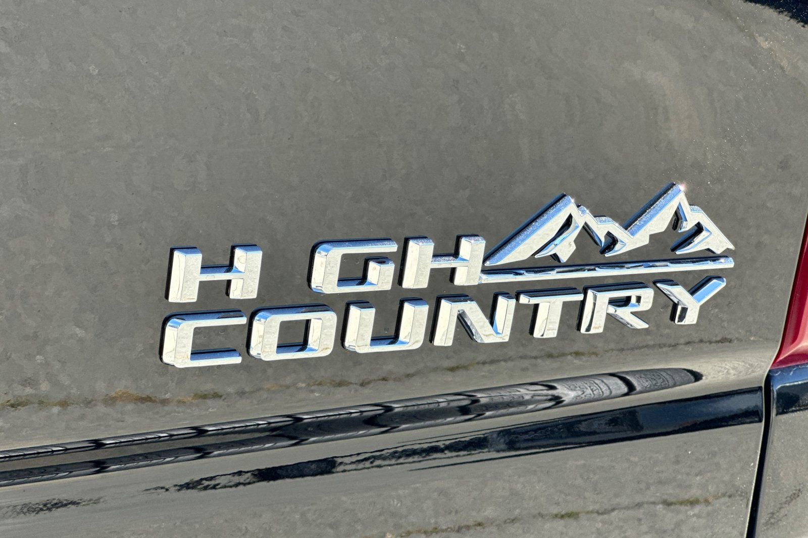 Used 2022 Chevrolet Silverado 3500 High Country AWD/4WD image 26