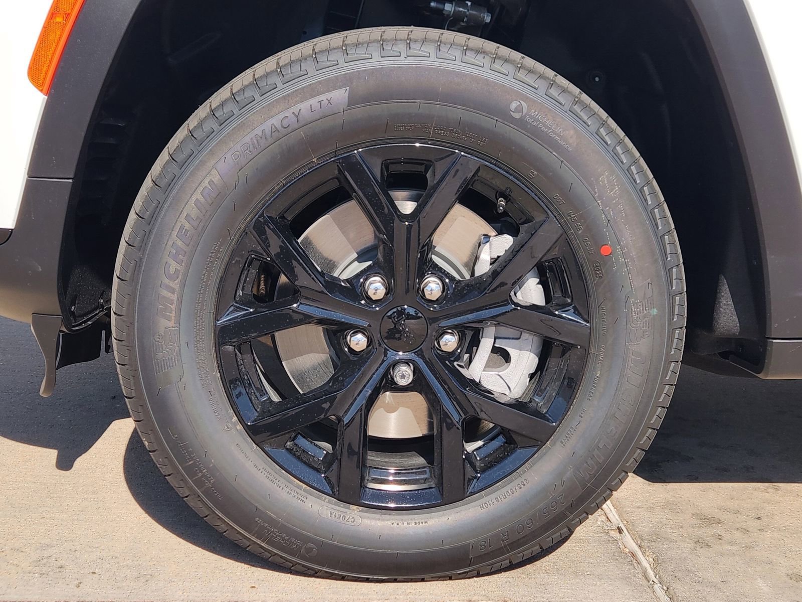 New 2025 Jeep Grand Cherokee L Altitude image 10