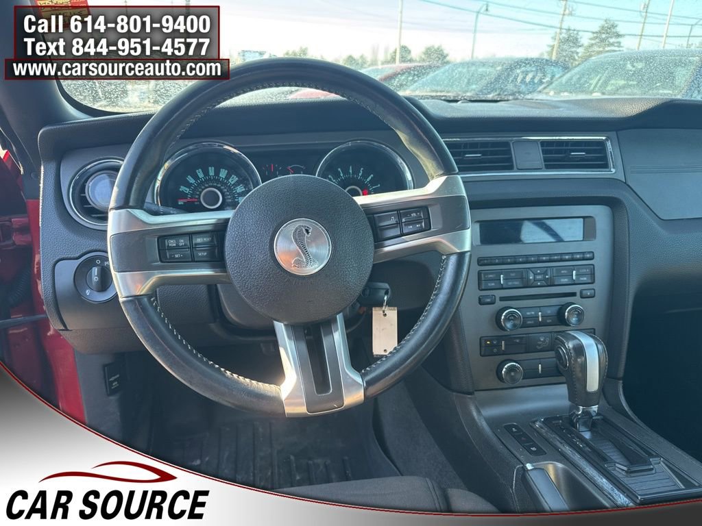 Used 2013 Ford Mustang Convertible image 7