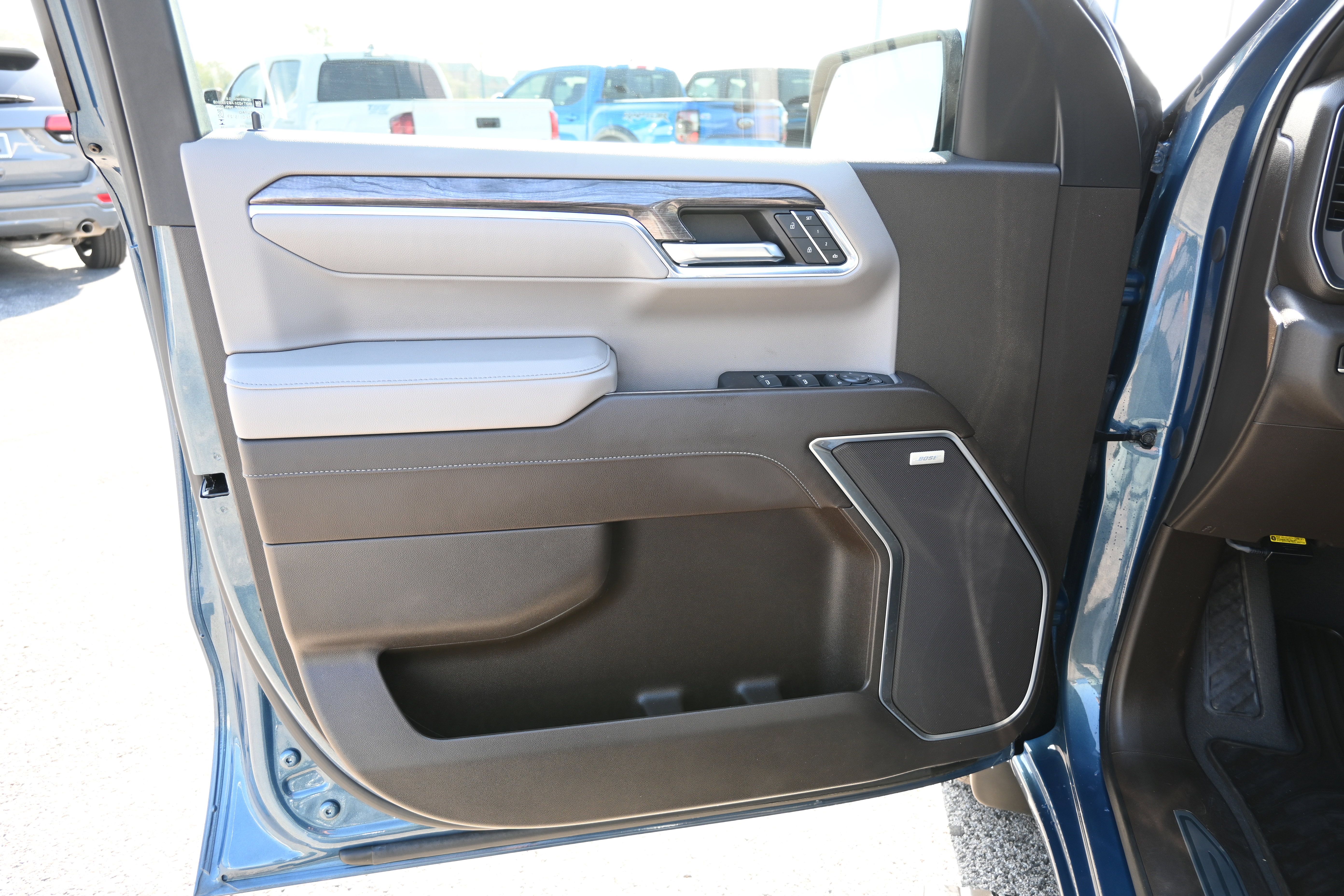 Used 2024 Chevrolet Silverado 1500 LTZ w/ Technology Package image 14