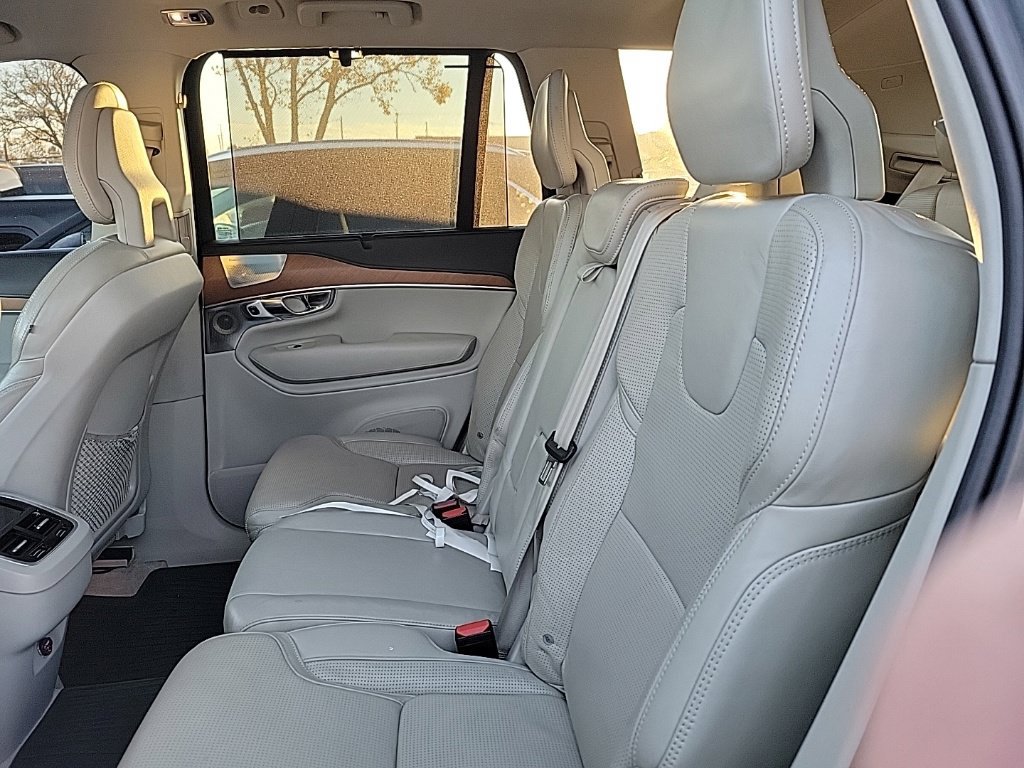 Used 2016 Volvo XC90 T6 Inscription AWD/4WD image 13