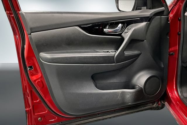 Used 2019 Nissan Rogue Sport SV w/ All-Weather Package AWD/4WD image 18