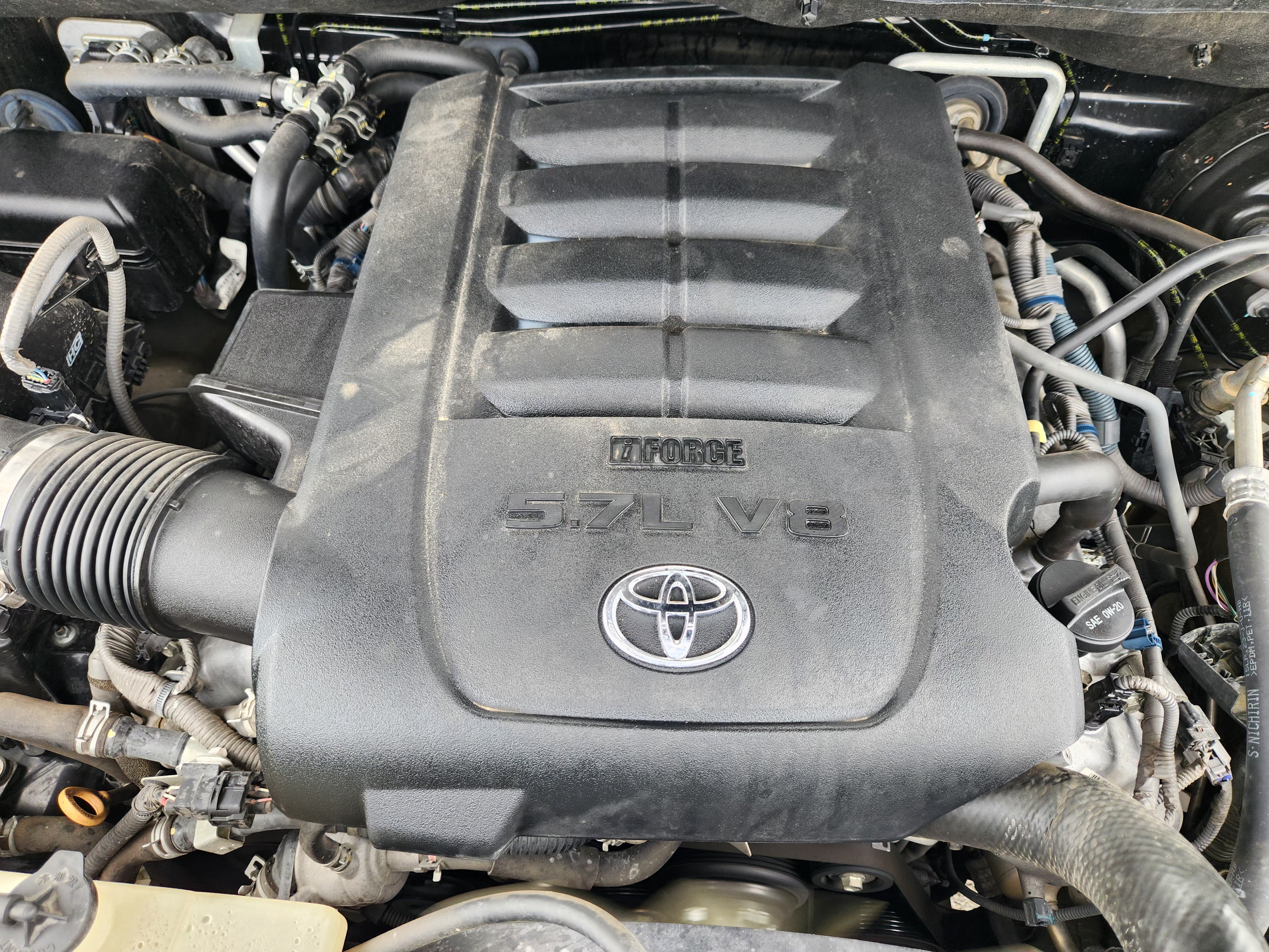 Used 2018 Toyota Sequoia SR5 RWD image 32