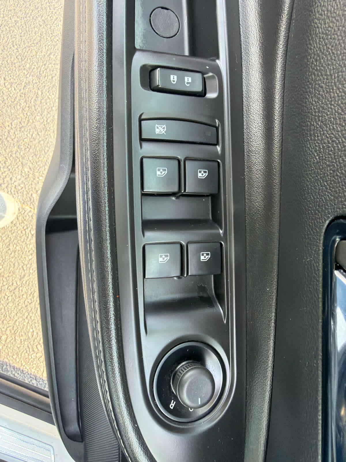 Used 2021 Buick Encore Preferred AWD/4WD image 14