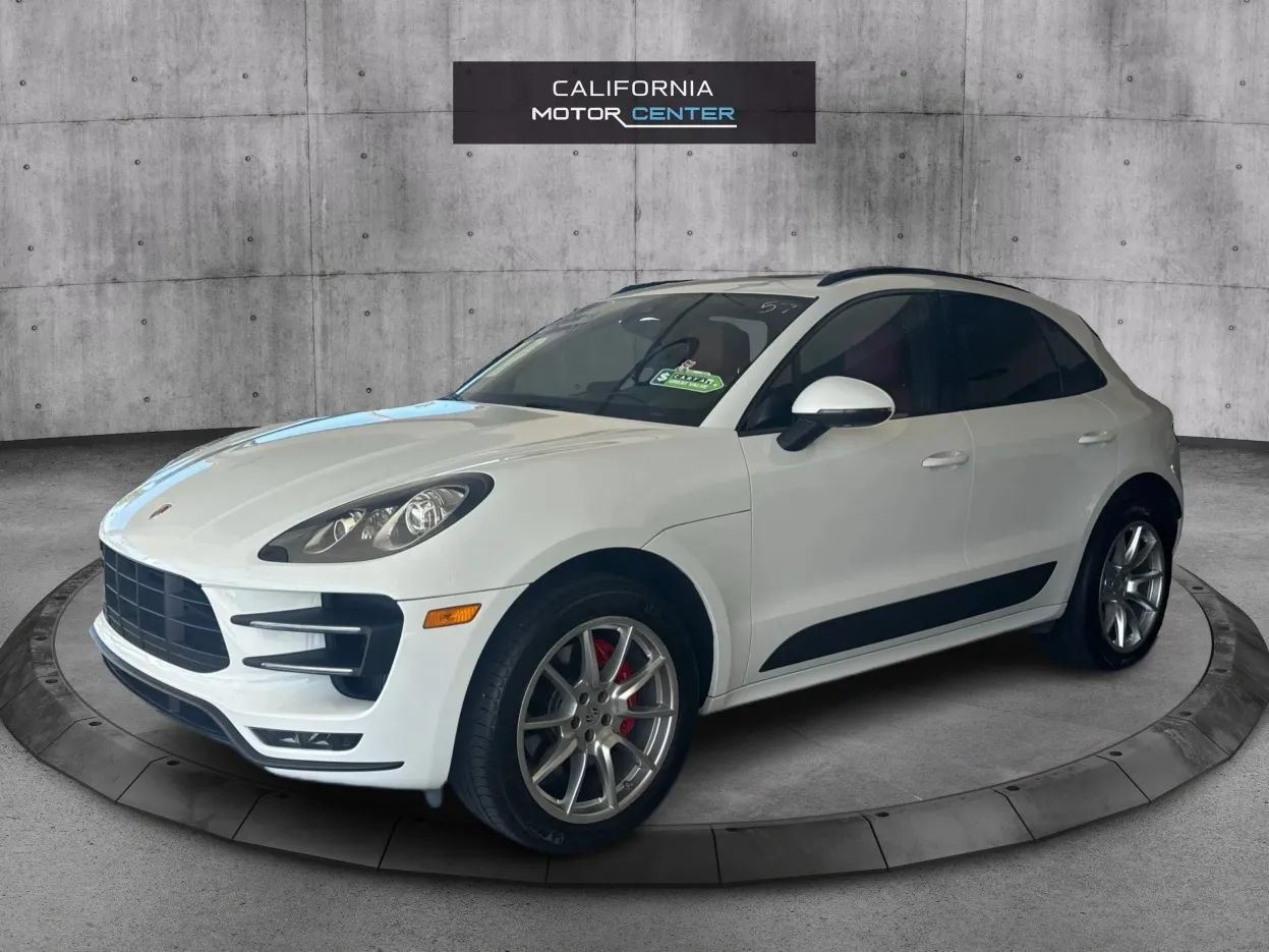 Used 2015 Porsche Macan Turbo AWD/4WD image 3