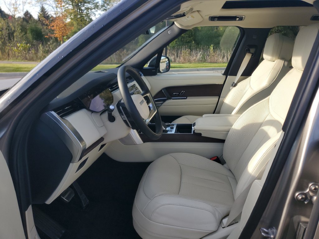 Used 2023 Land Rover Range Rover SE AWD/4WD image 14