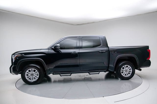 Used 2025 Toyota Tundra SR5 w/ SR5 Convenience Package AWD/4WD image 12