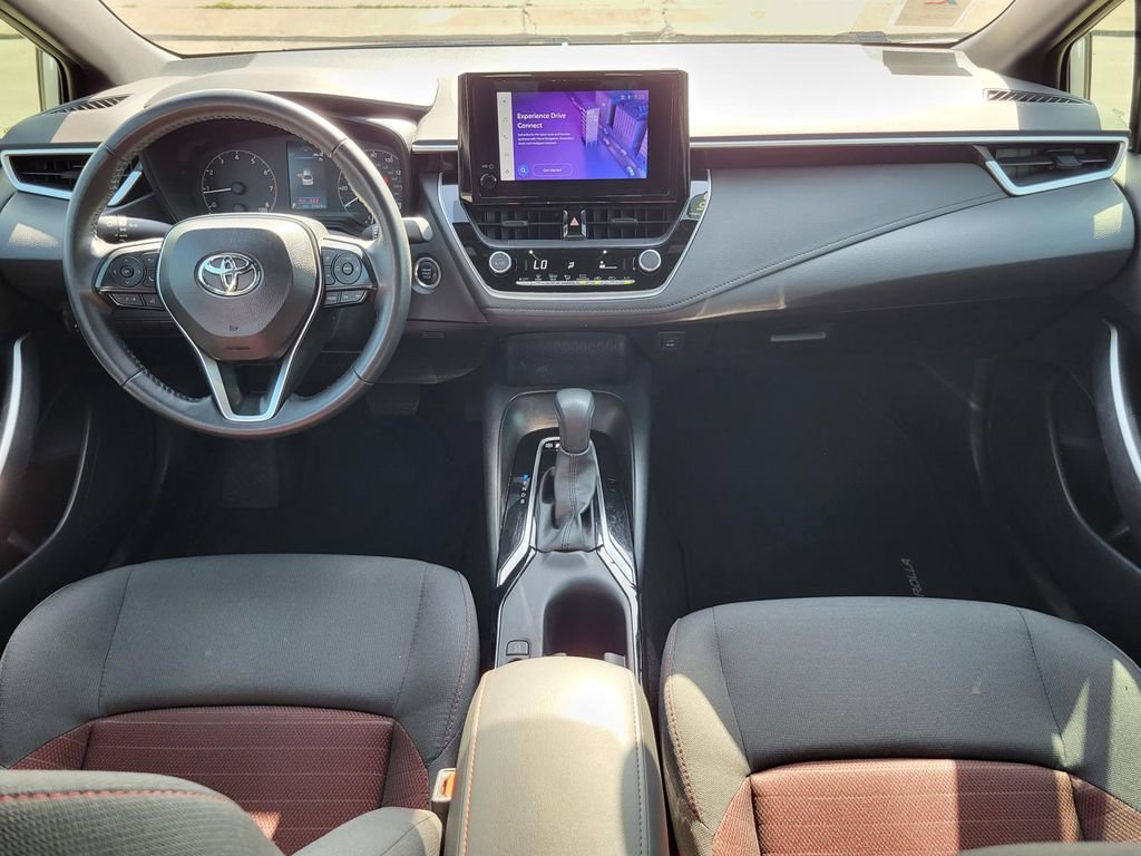 Used 2025 Toyota Corolla SE FWD image 13