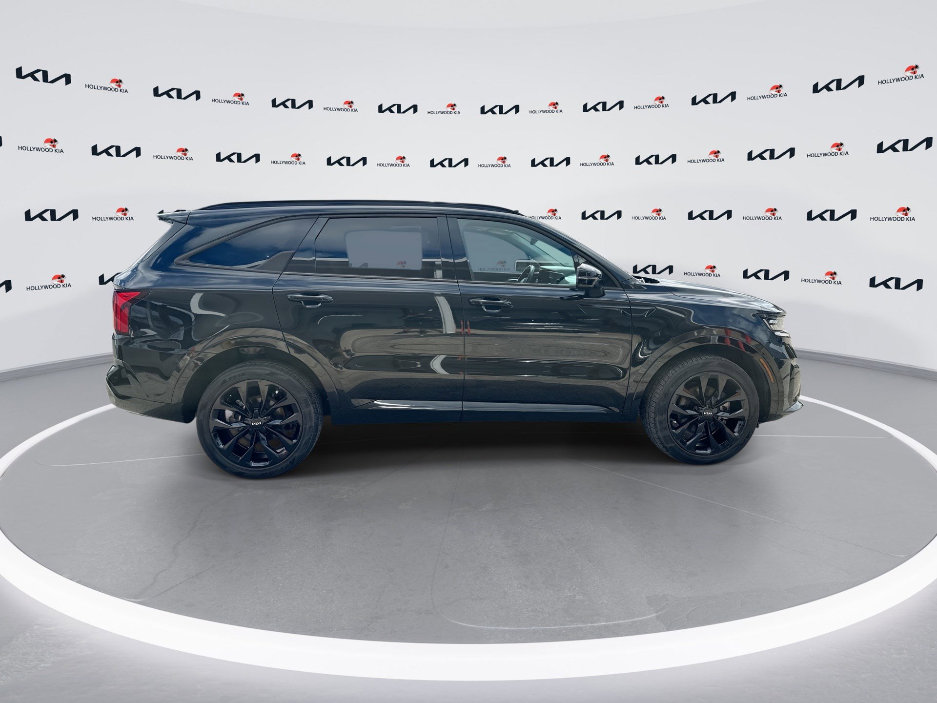 Certified 2023 Kia Sorento SX AWD/4WD image 9