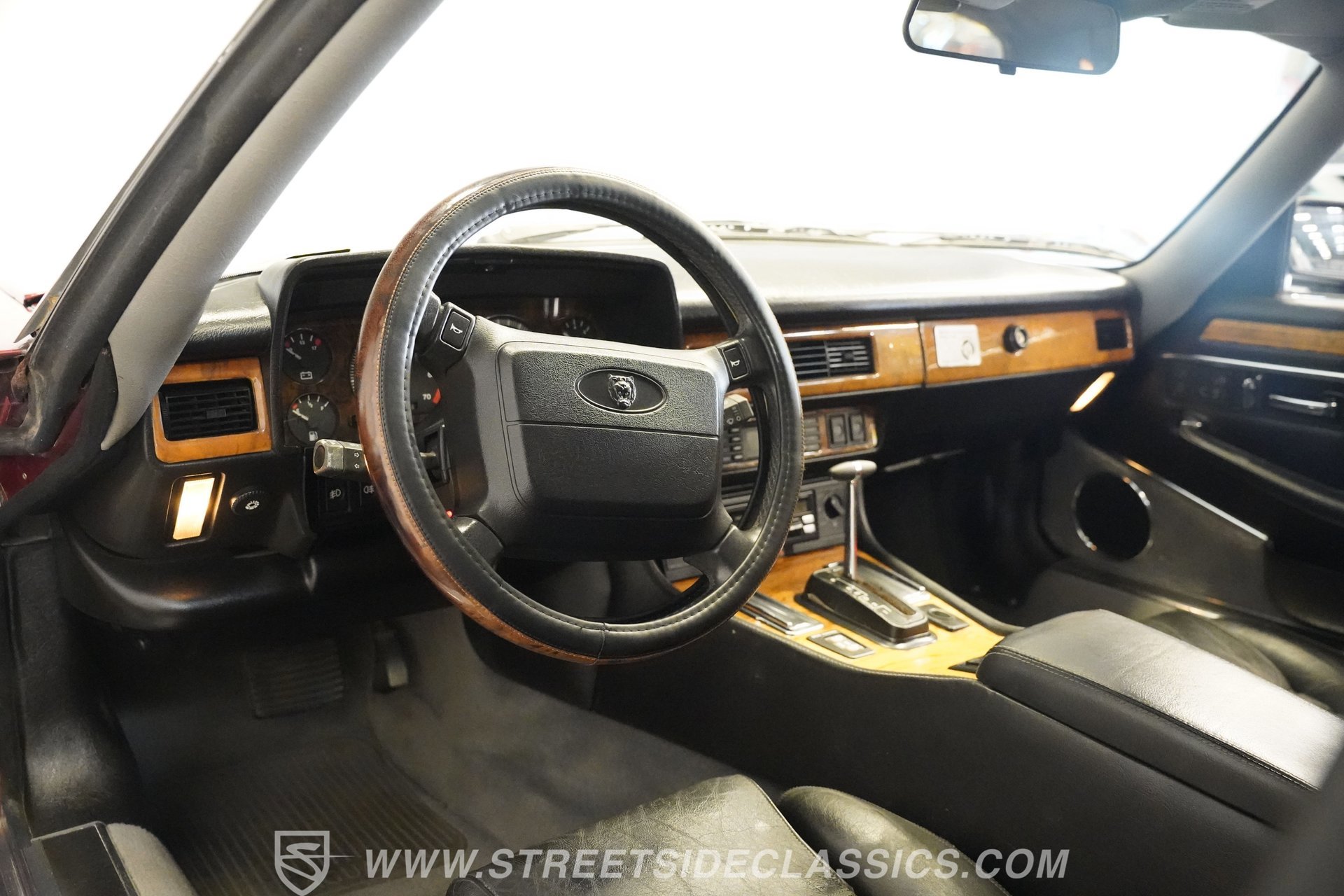 Used 1992 Jaguar XJS V12 Coupe image 40