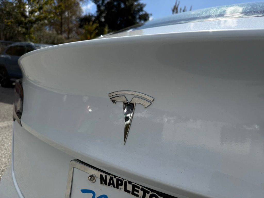 Used 2023 Tesla Model 3 Standard Range image 8