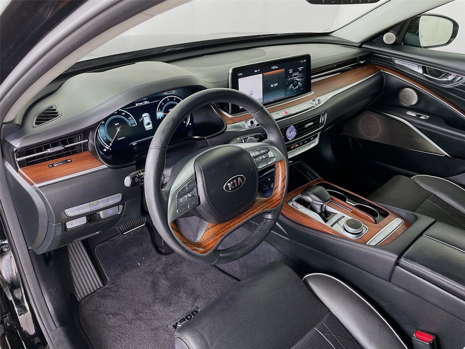 Used 2019 Kia K900 Luxury w/ VIP Package image 12