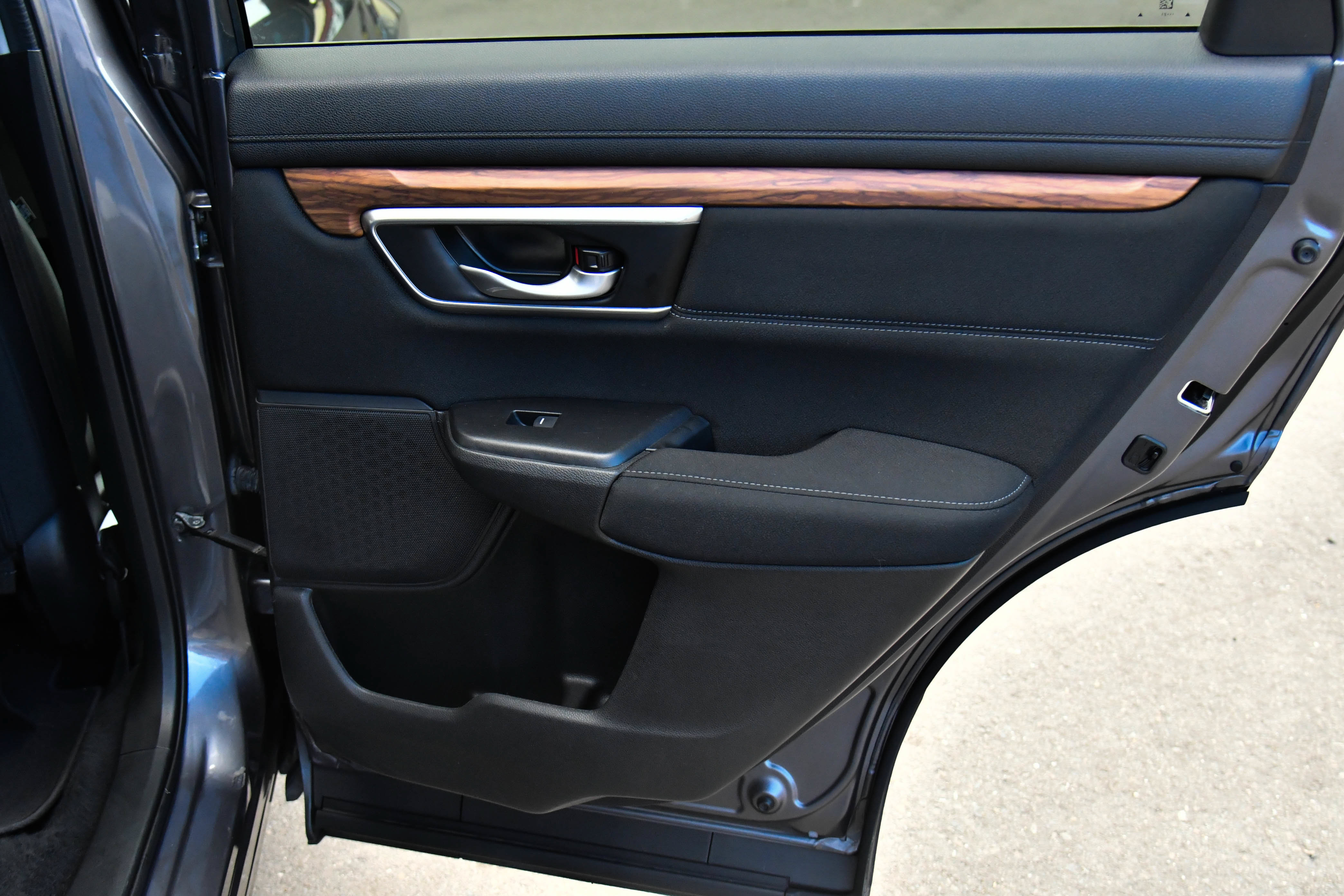 Used 2021 Honda CR-V EX image 41