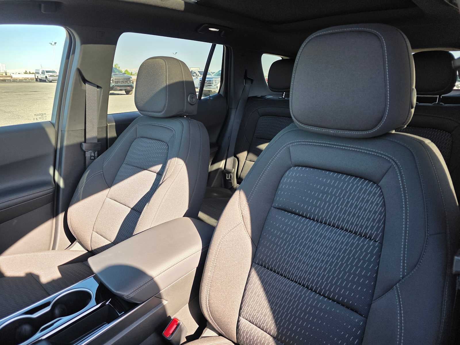 New 2026 Chevrolet Equinox LT w/ Safety and Technology Package AWD/4WD image 21
