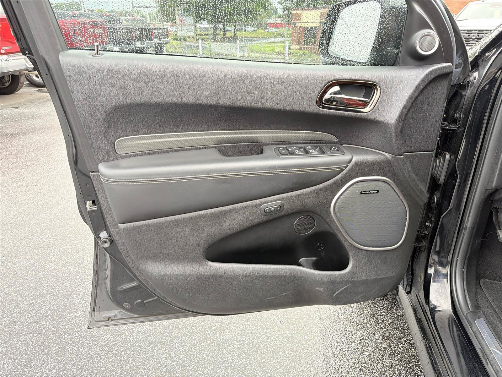 Used 2020 Dodge Durango SRT w/ Technology Group AWD/4WD image 8