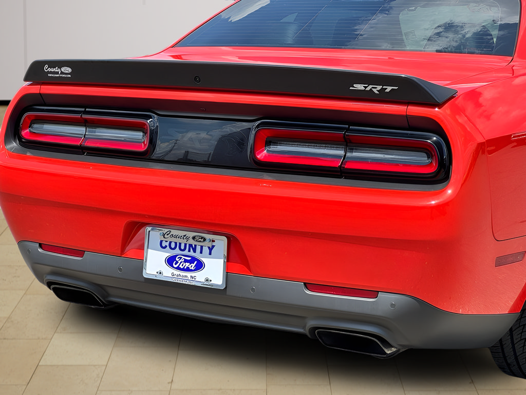 Used 2016 Dodge Challenger SRT Hellcat RWD image 39