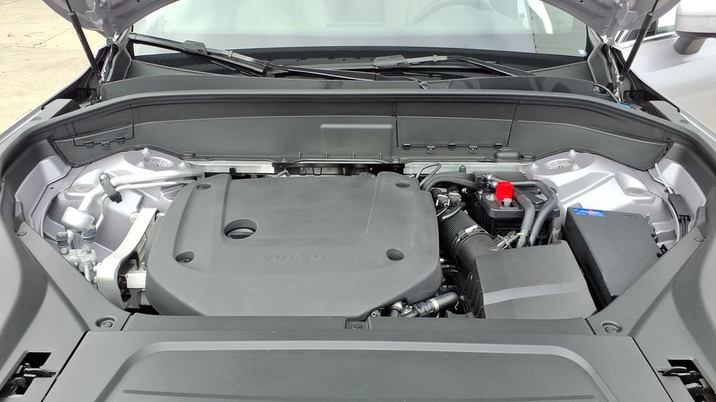 New 2026 Volvo XC90 B6 Plus w/ Protection Package Premier AWD/4WD image 30