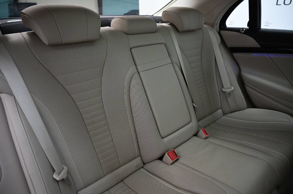 Used 2016 Mercedes-Benz S 550 Sedan image 39
