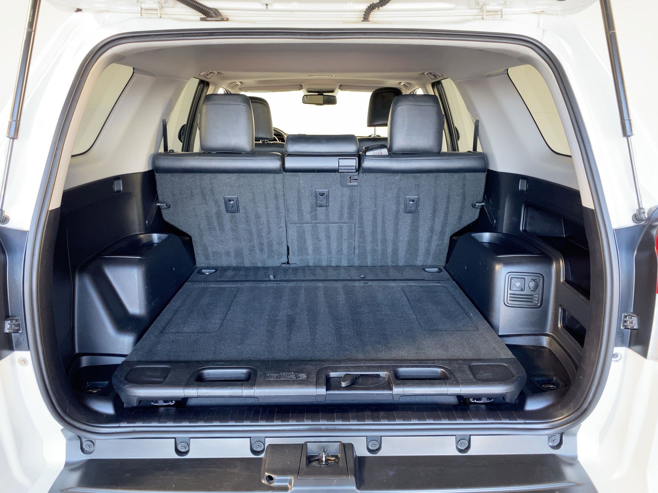 Used 2013 Toyota 4Runner Limited image 30