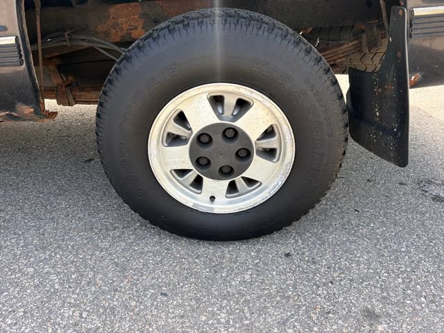 Used 1995 GMC Sierra 1500 2WD Regular Cab image 23