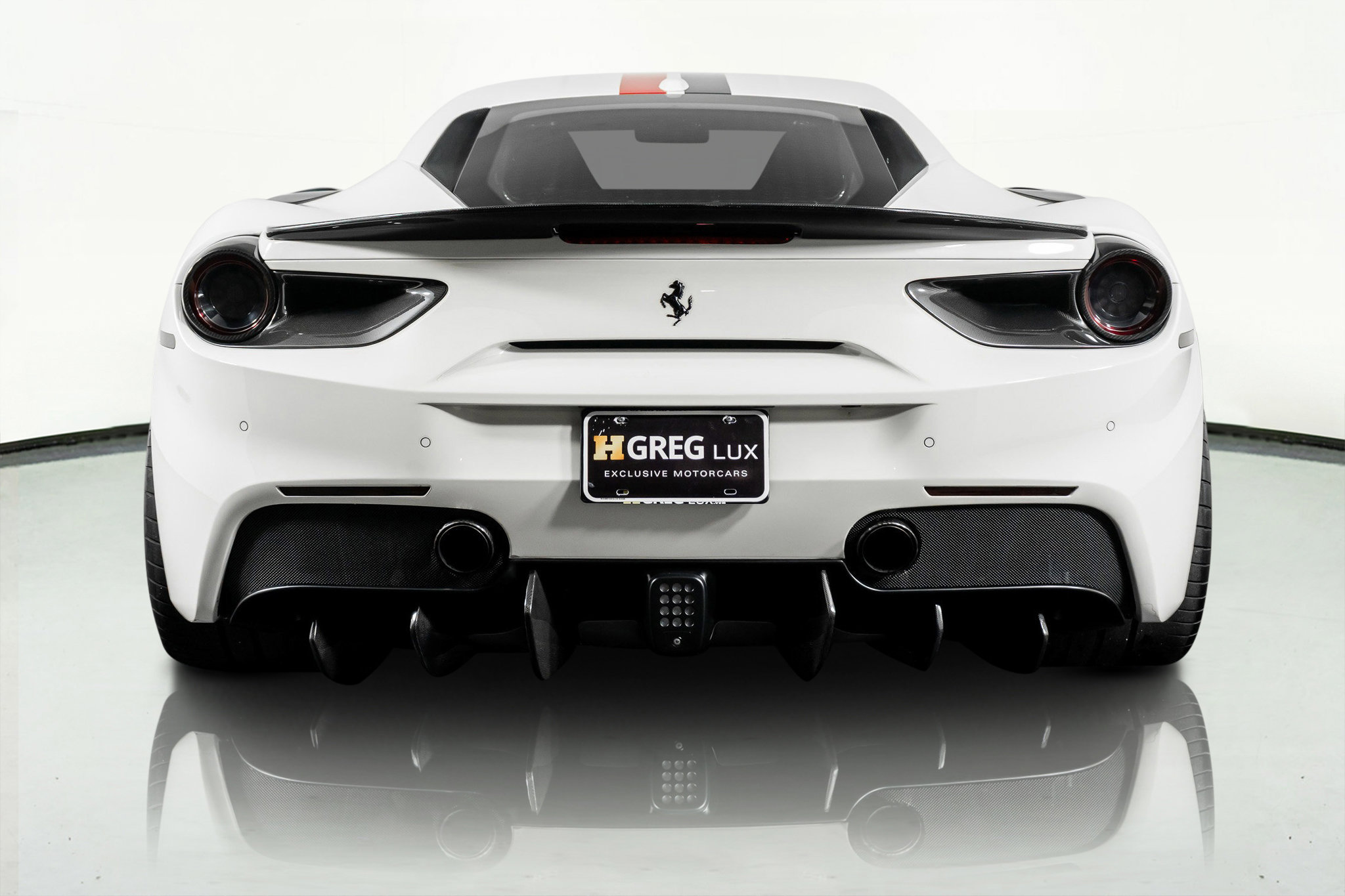 Used 2016 Ferrari 488 GTB Coupe Modified image 11