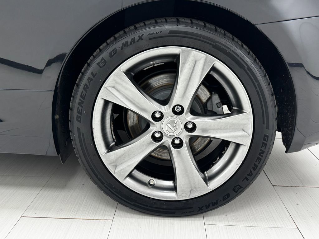 Used 2012 Lexus IS 350C image 49