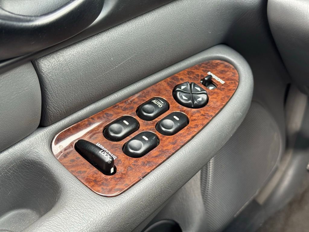 Used 2002 Buick Regal GS image 29