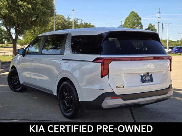 Certified 2025 Kia Carnival image 4