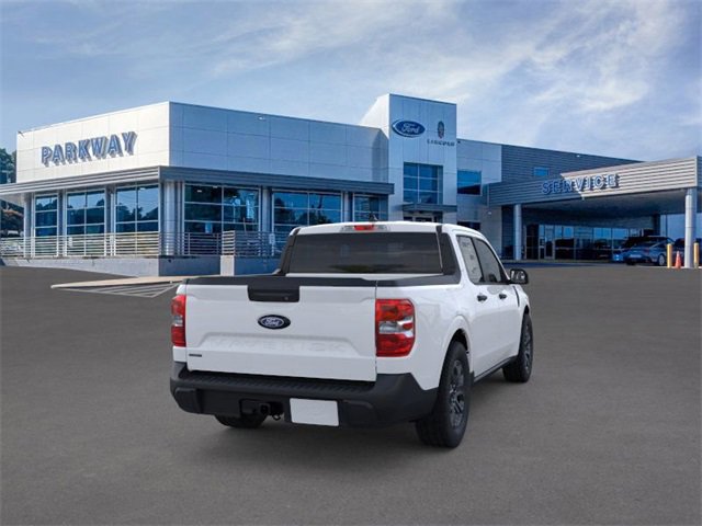 New 2025 Ford Maverick XLT image 8