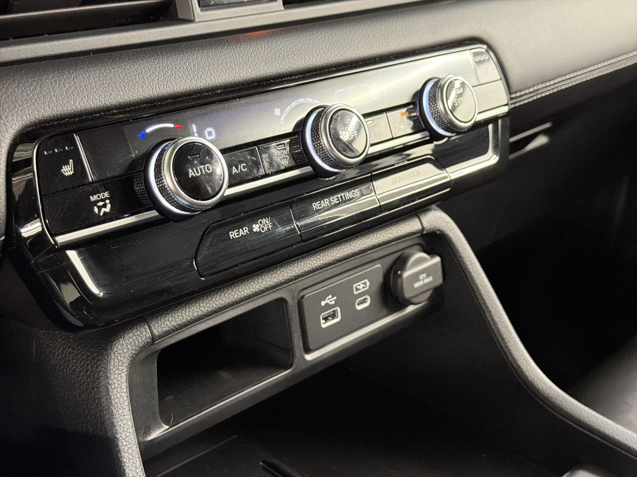 Certified 2024 Honda Pilot EX-L image 18