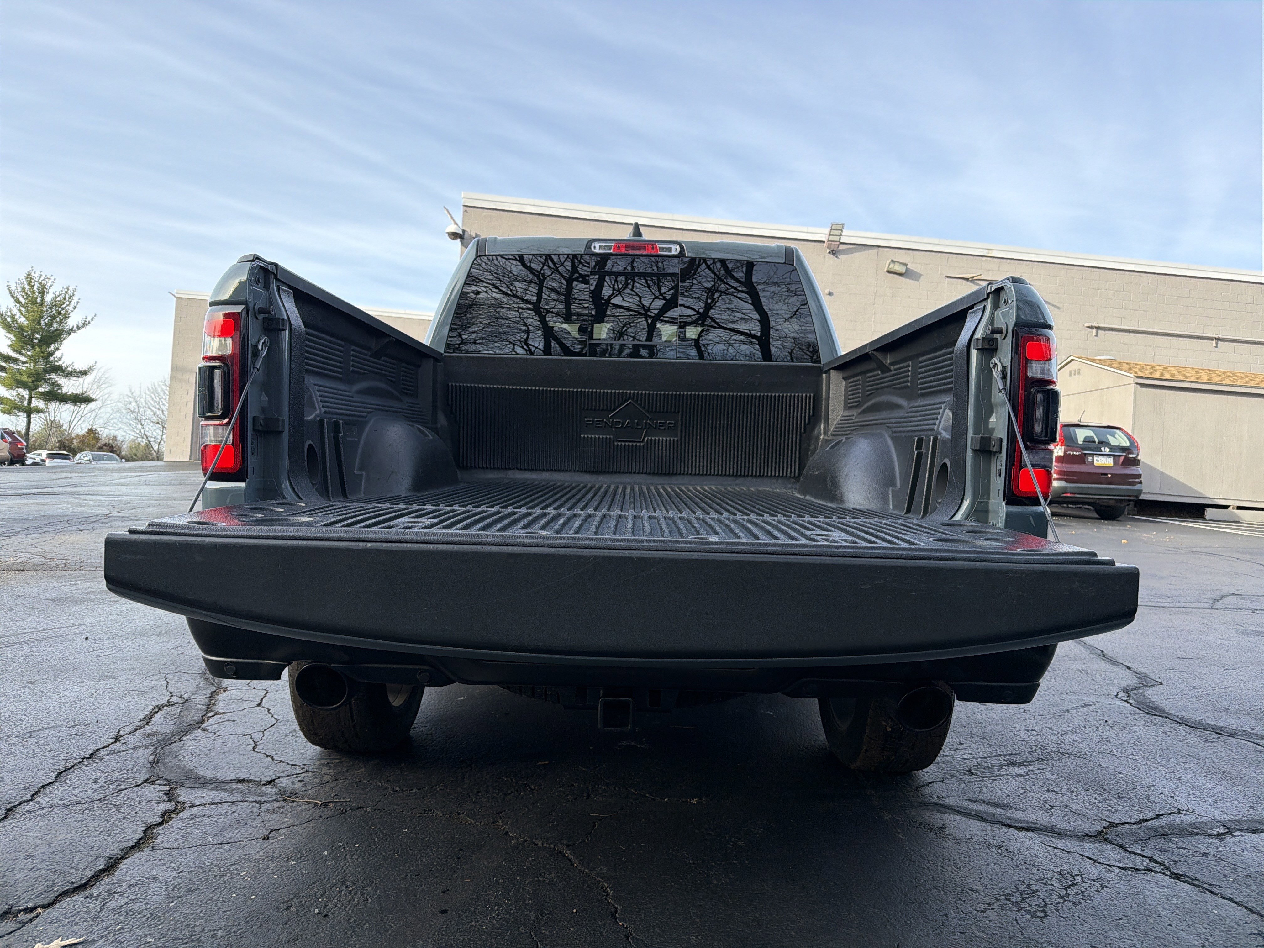 Used 2021 RAM 1500 Big Horn w/ Built-to-serve Edition image 9