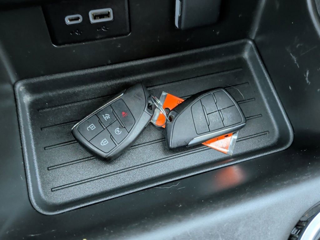 Used 2023 Chevrolet Tahoe 2WD w/ 1FL Safety Package image 47