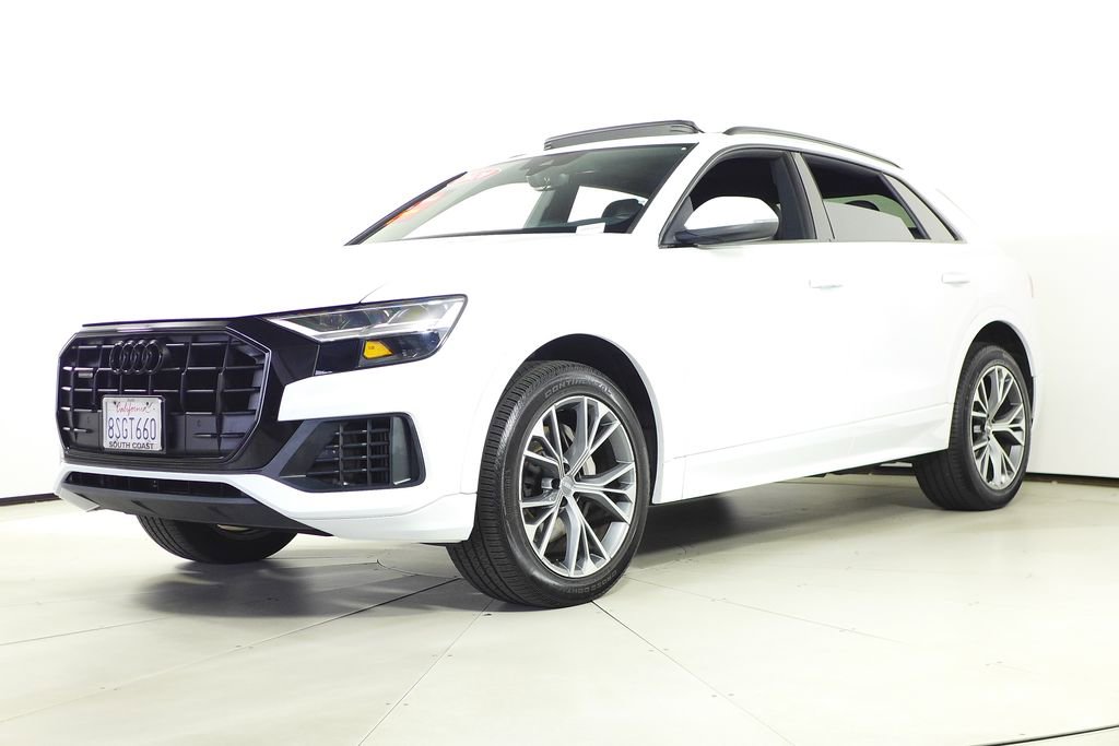 Used 2020 Audi Q8 Premium w/ Black Optic Package image 2