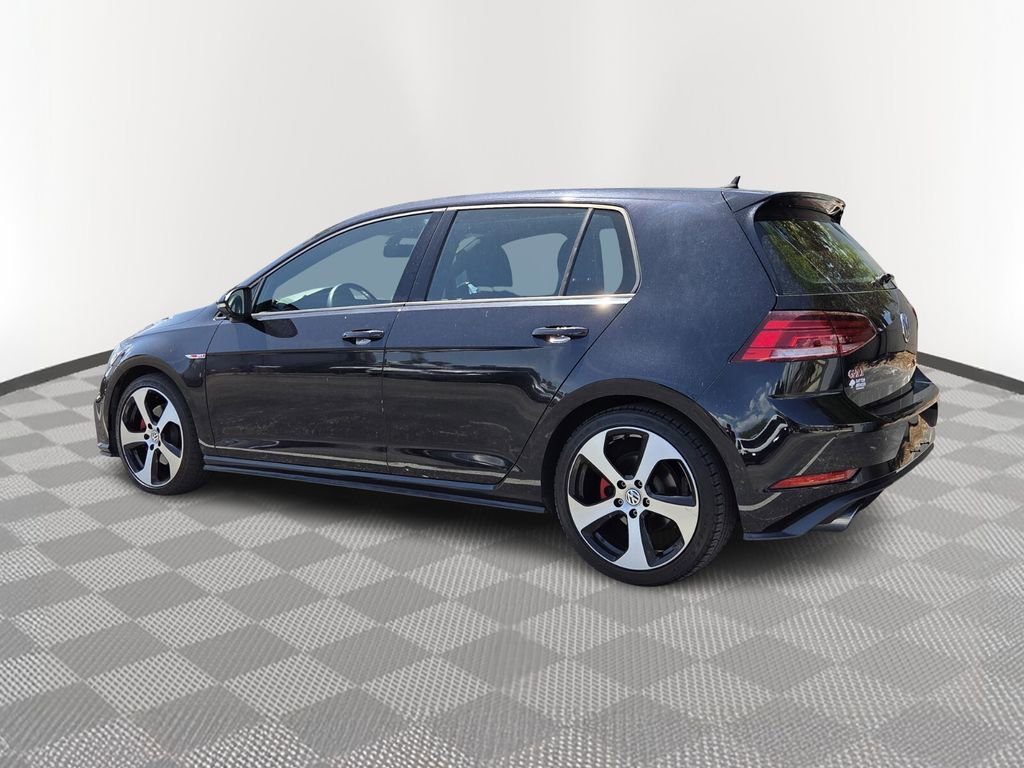 Used 2018 Volkswagen Golf 4-Door image 4