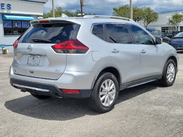 Used 2020 Nissan Rogue SV FWD image 6