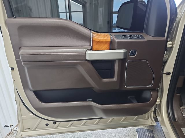 Used 2018 Ford F150 King Ranch w/ Equipment Group 601A Luxury AWD/4WD image 10
