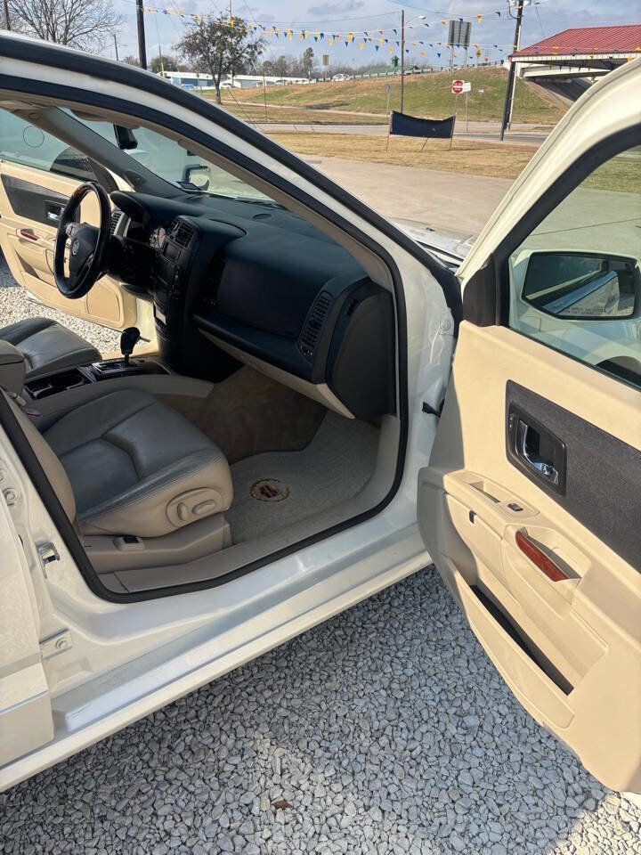 Used 2005 Cadillac SRX w/ Preferred Equipment Group image 11