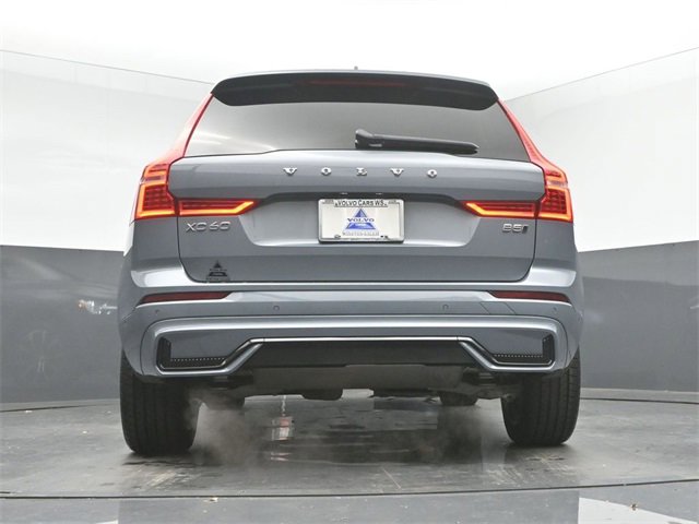 Used 2023 Volvo XC60 B5 Ultimate w/ Climate Package image 44