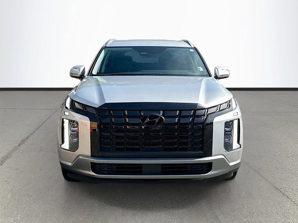 Used 2025 Hyundai Palisade SEL FWD image 2
