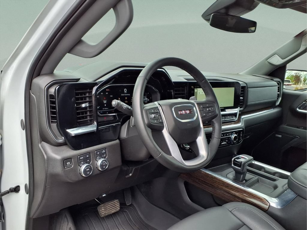 Certified 2024 GMC Sierra 1500 Elevation w/ Elevation Premium Package AWD/4WD image 12