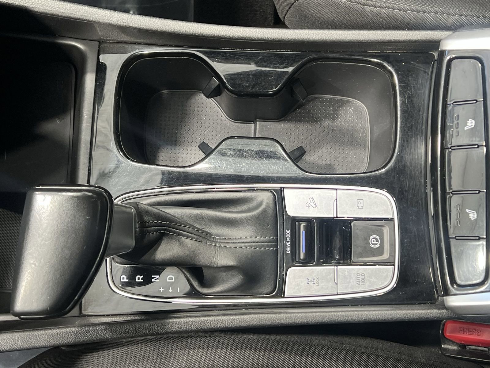 Used 2022 Hyundai Santa Cruz SEL Premium image 19