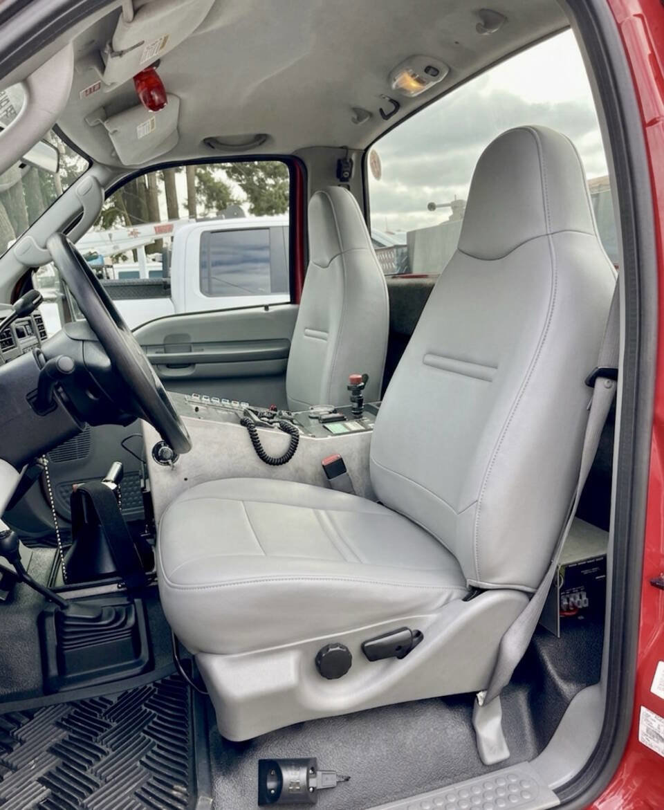 Used 2003 Ford F450 4x4 Regular Cab Super Duty image 18